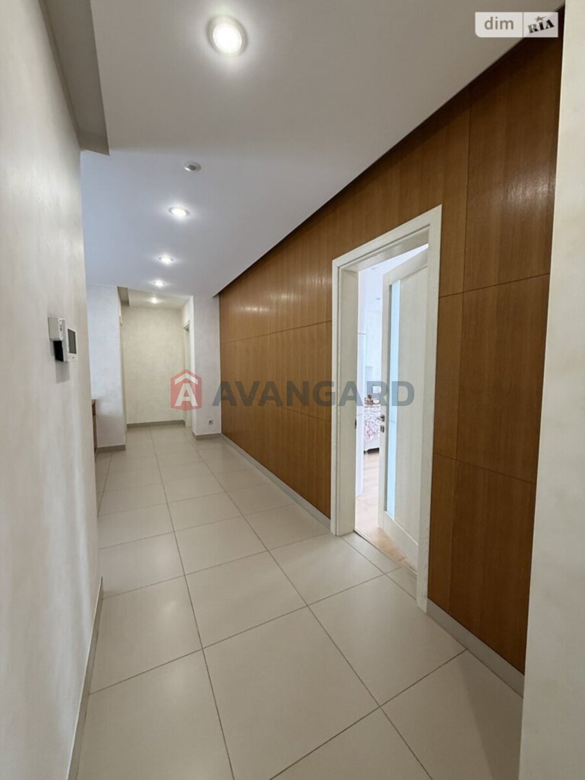 �������, 214 ��.�. ���� 12