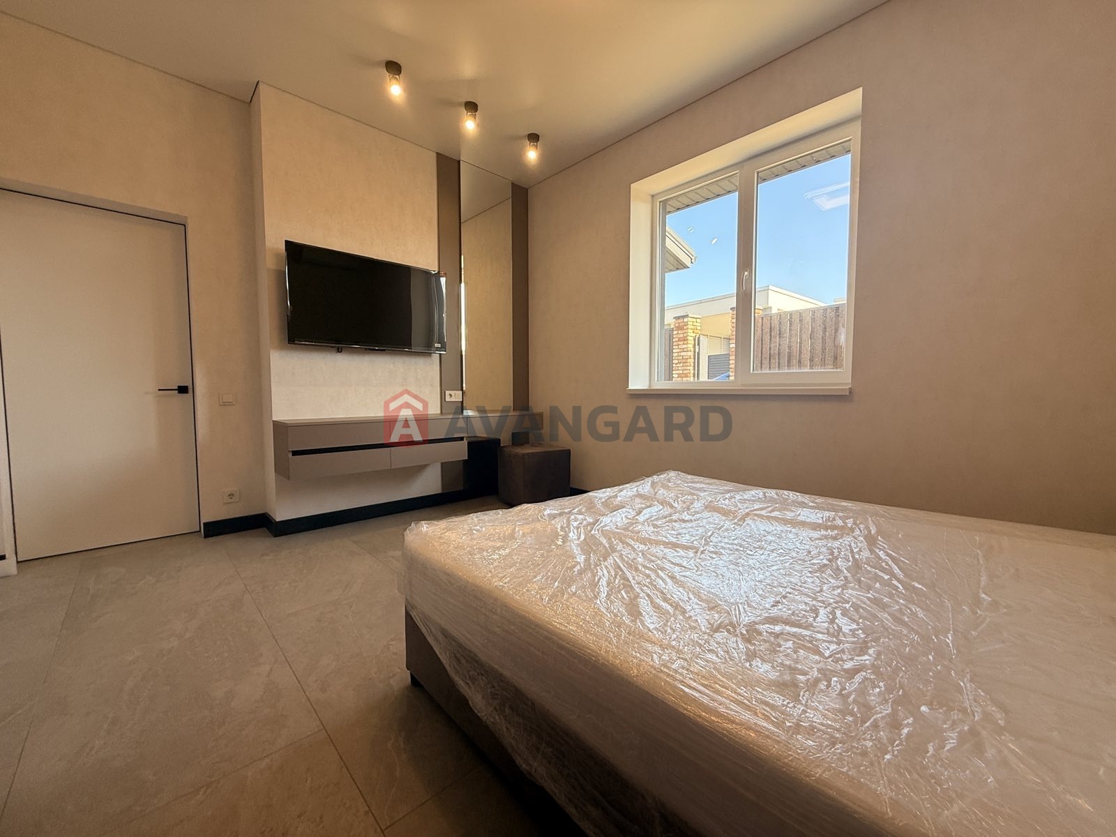 �������, 135 ��.�. ���� 9