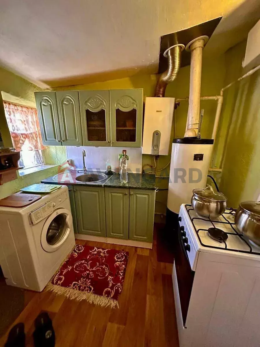 ������� �������, 50 ��.�. ���� 1