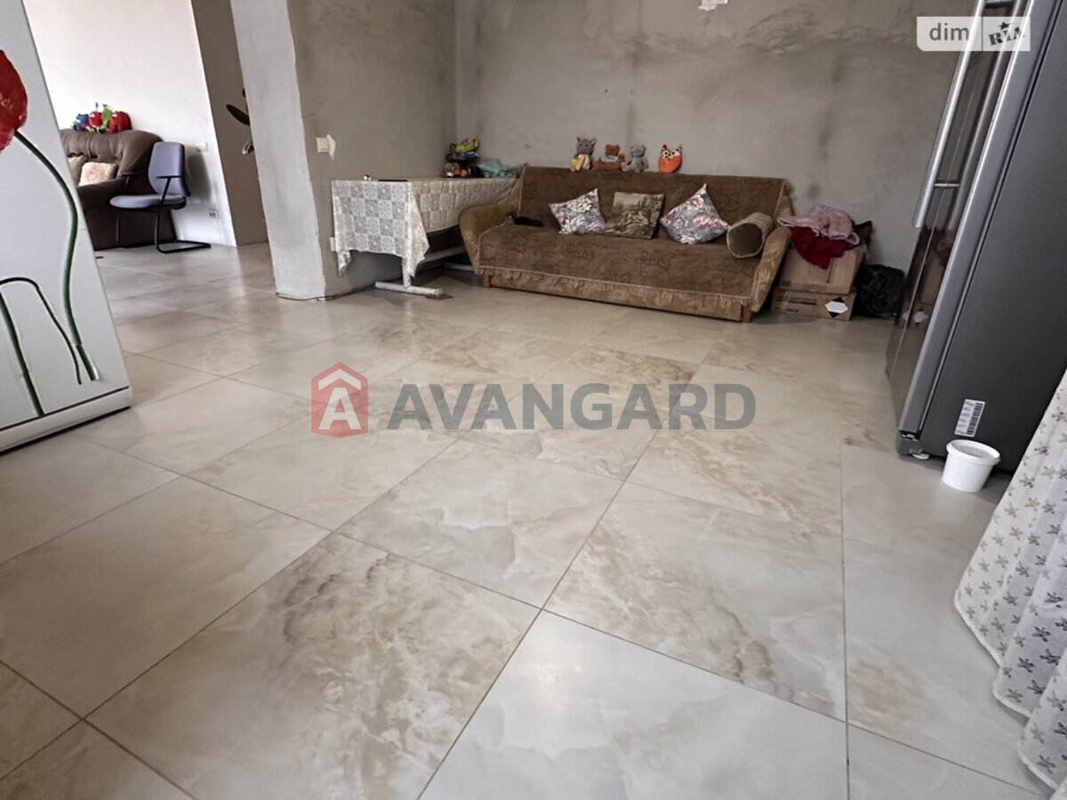 �������, 100 ��.�. ���� 22