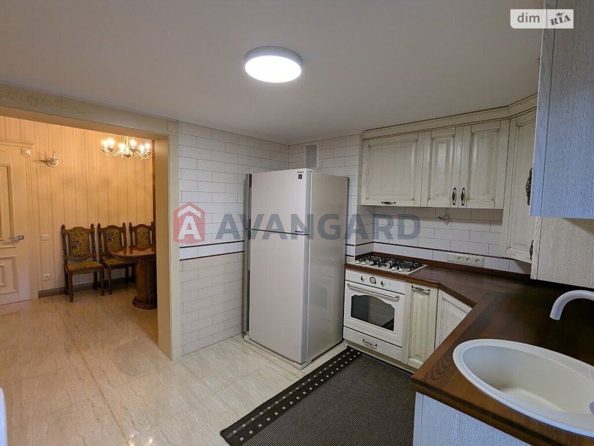 �������, 126 ��.�. ���� 17