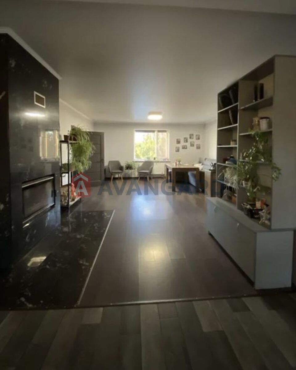 �������, 190 ��.�. ���� 12