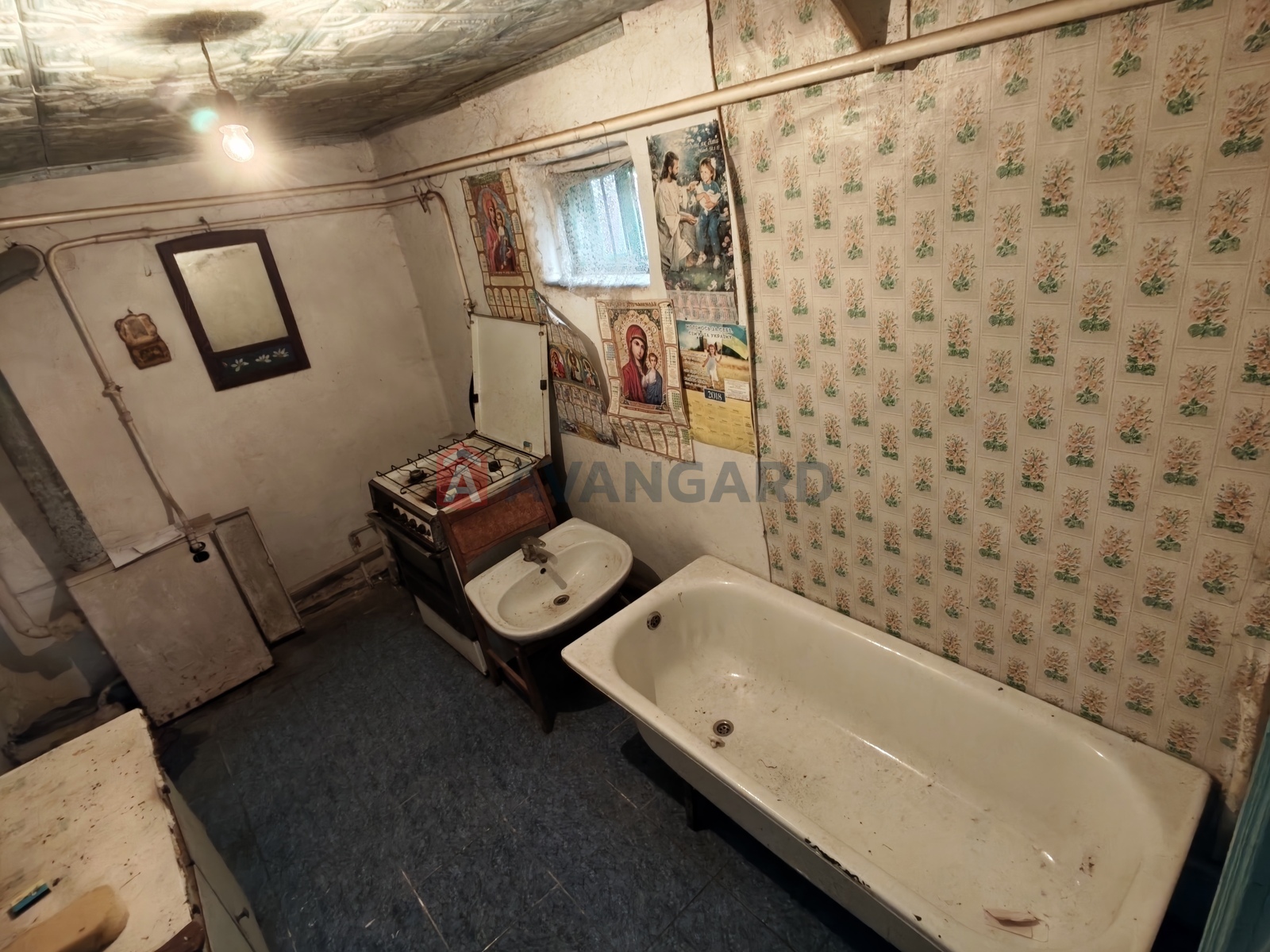 �������, 98 ��.�. ���� 4