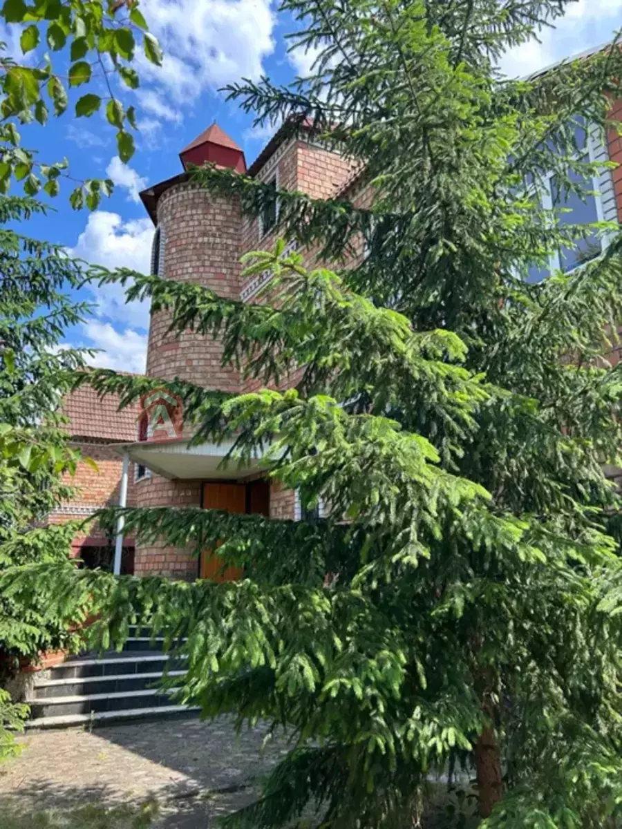 �������, 400 ��.�. ���� 10