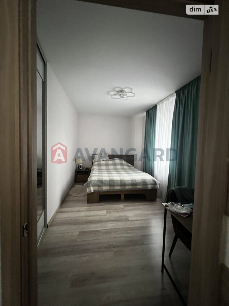 �������, 82 ��.�. ���� 4