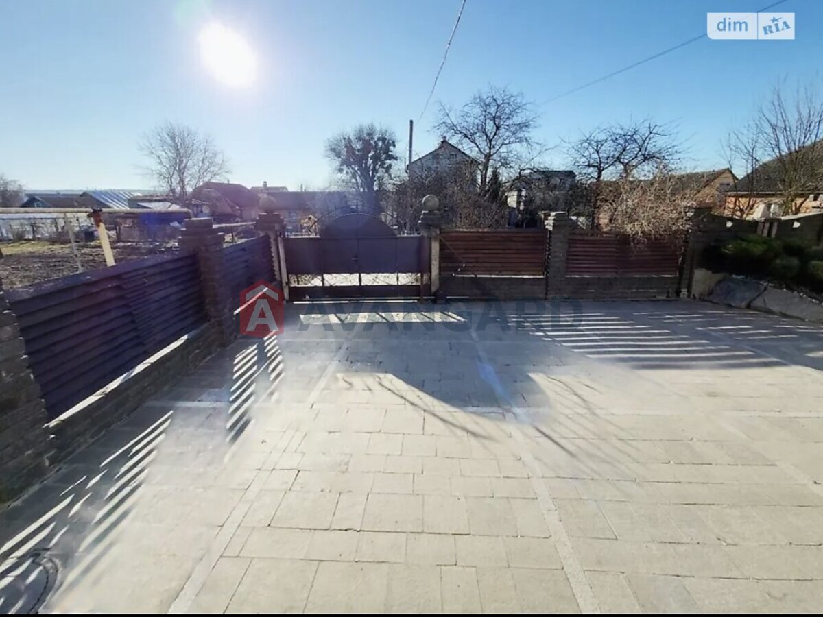 �������, 240 ��.�. ���� 29