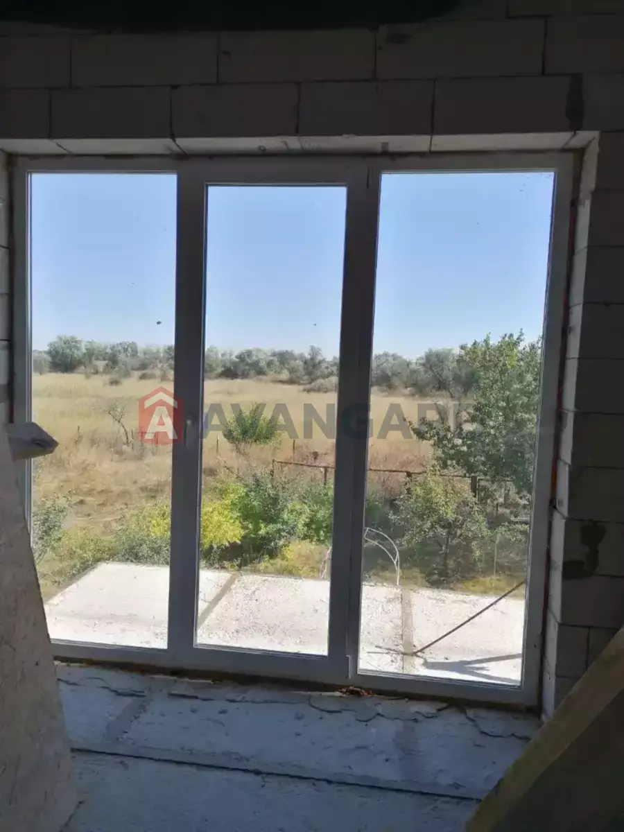 ����, 200 ��.�. ���� 9