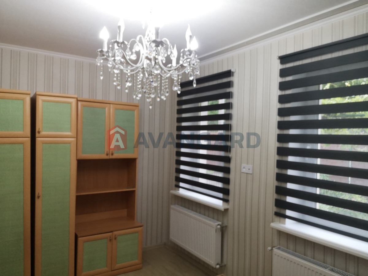 ������� �������, 100 ��.�. ���� 11