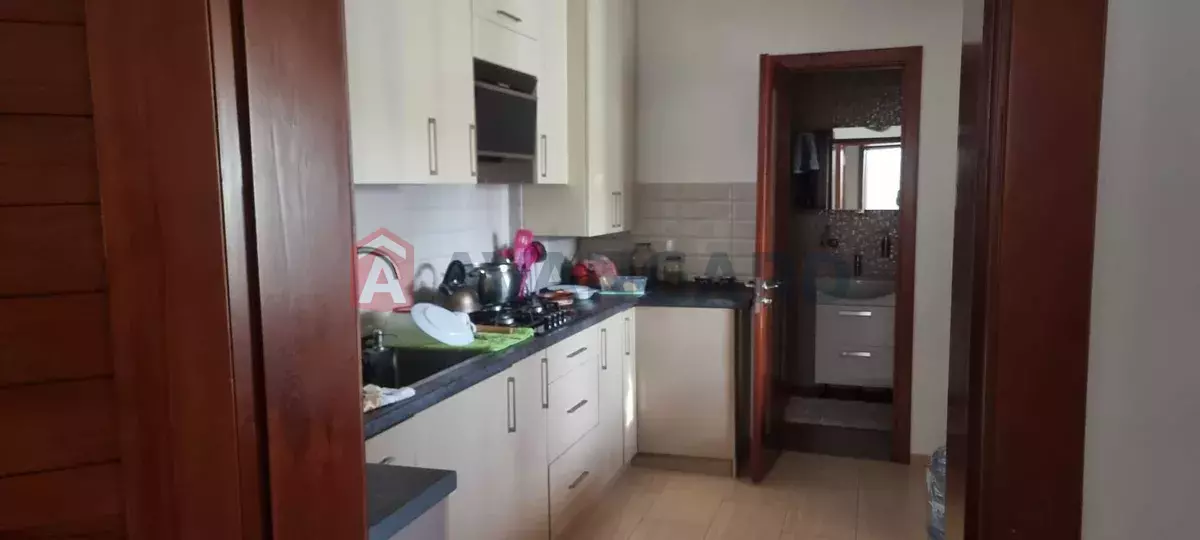 �������, 105 ��.�. ���� 1