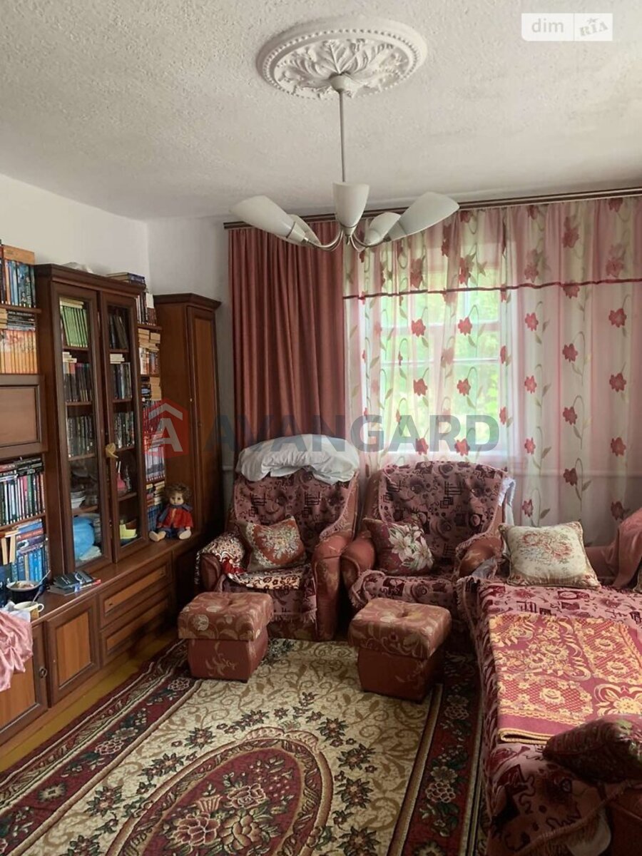 �������, 80 ��.�. ���� 11