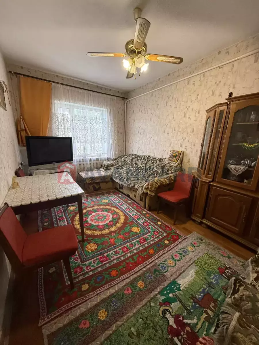 �������, 90 ��.�. ���� 28