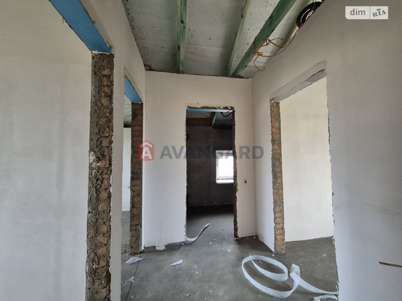 �������, 105 ��.�. ���� 16