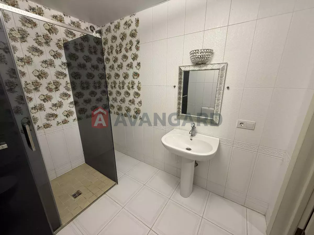 �������, 114 ��.�. ���� 19