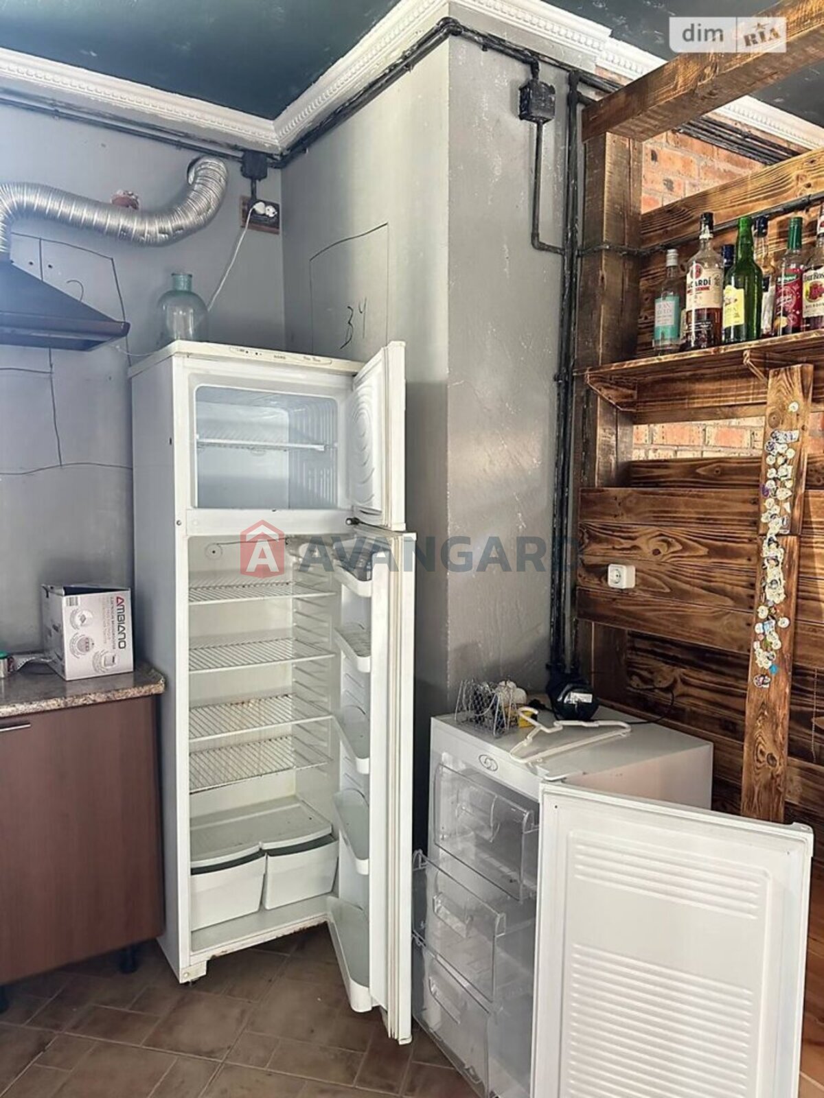 ������� �������, 65 ��.�. ���� 17