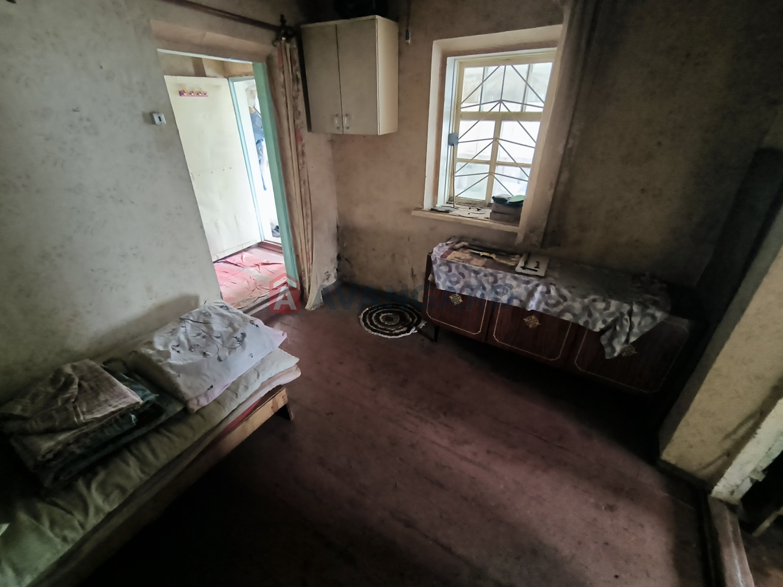 �������, 40 ��.�. ���� 8