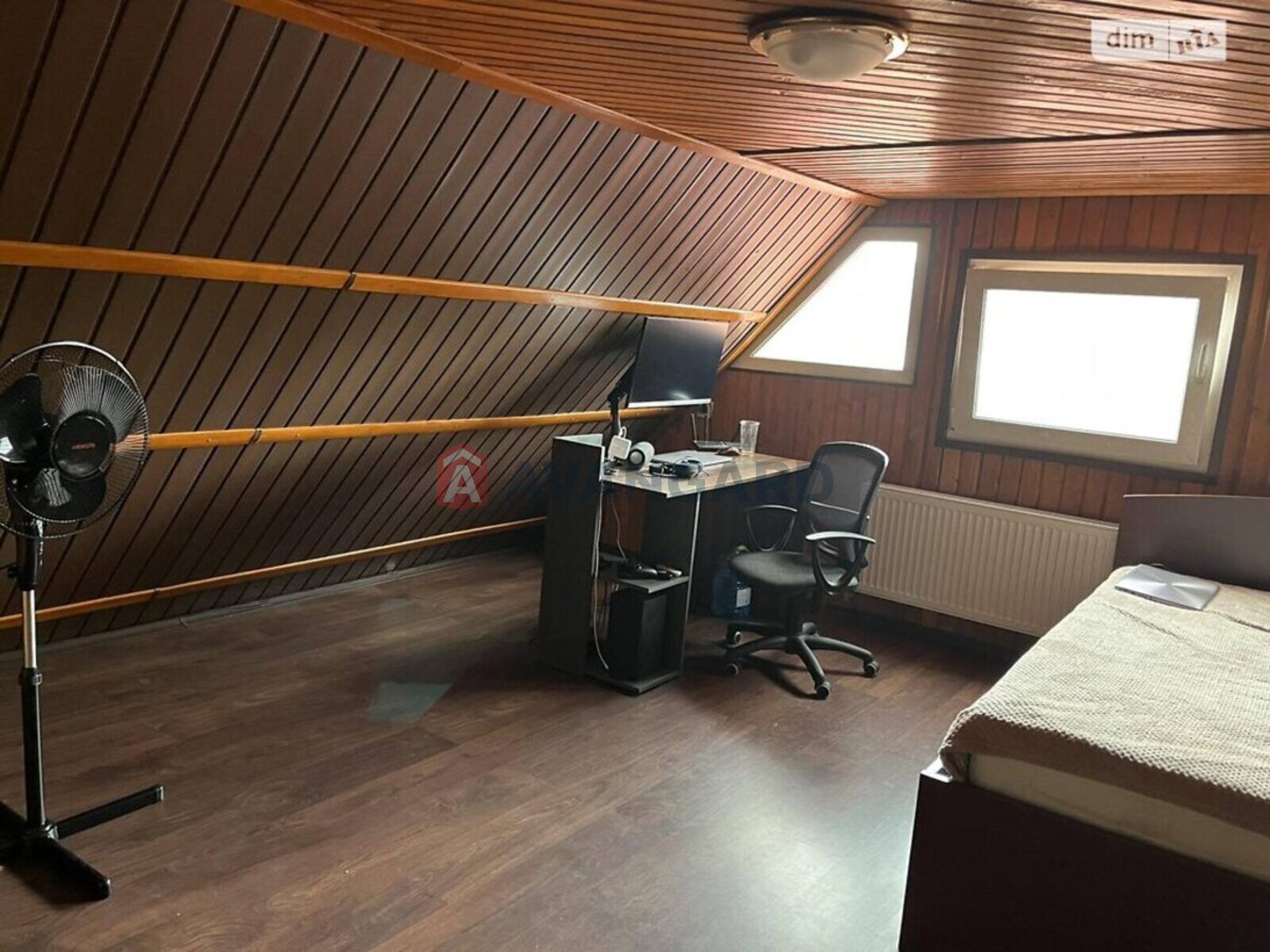 �������, 100 ��.�. ���� 2