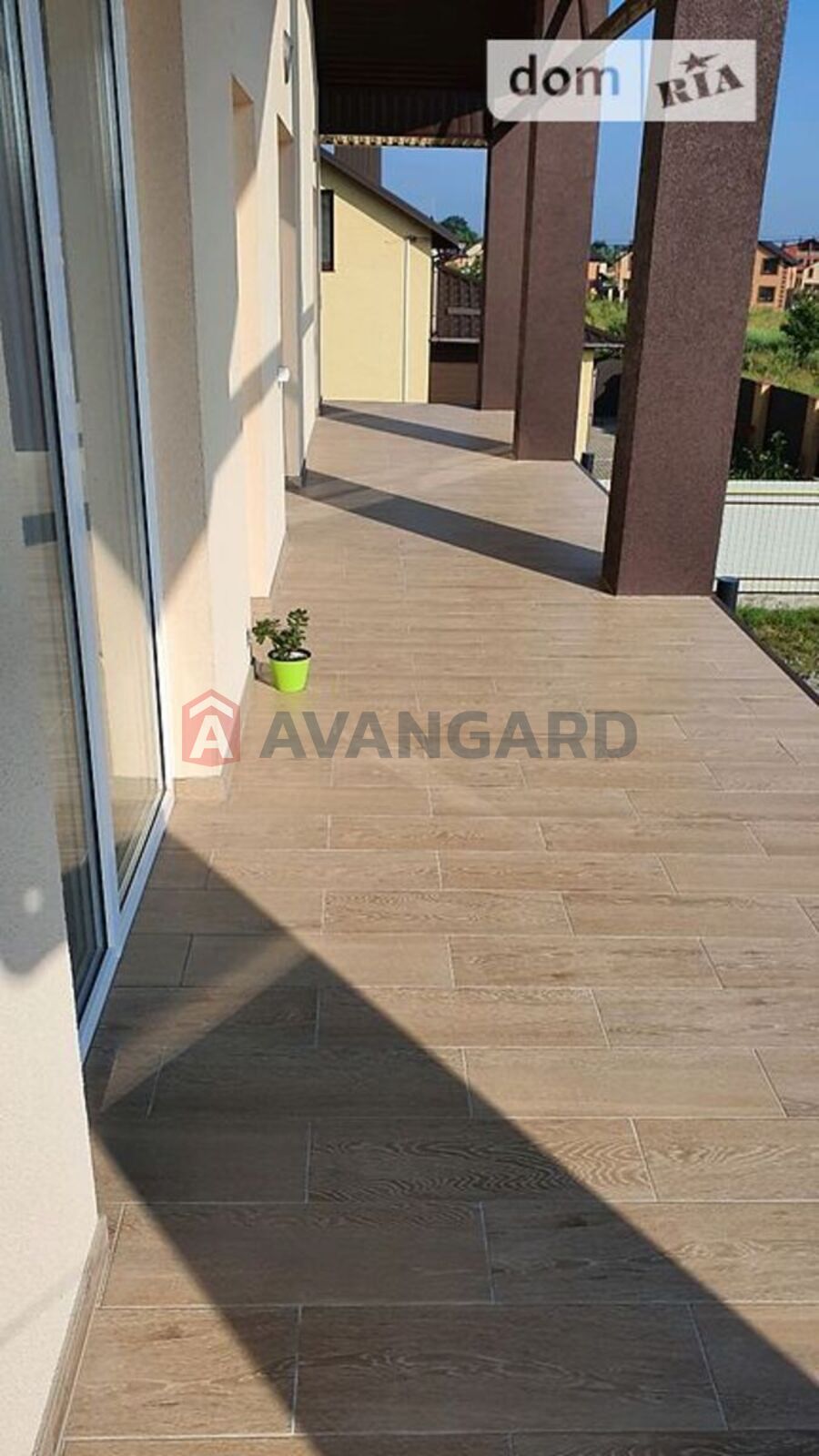 �������, 340 ��.�. ���� 10