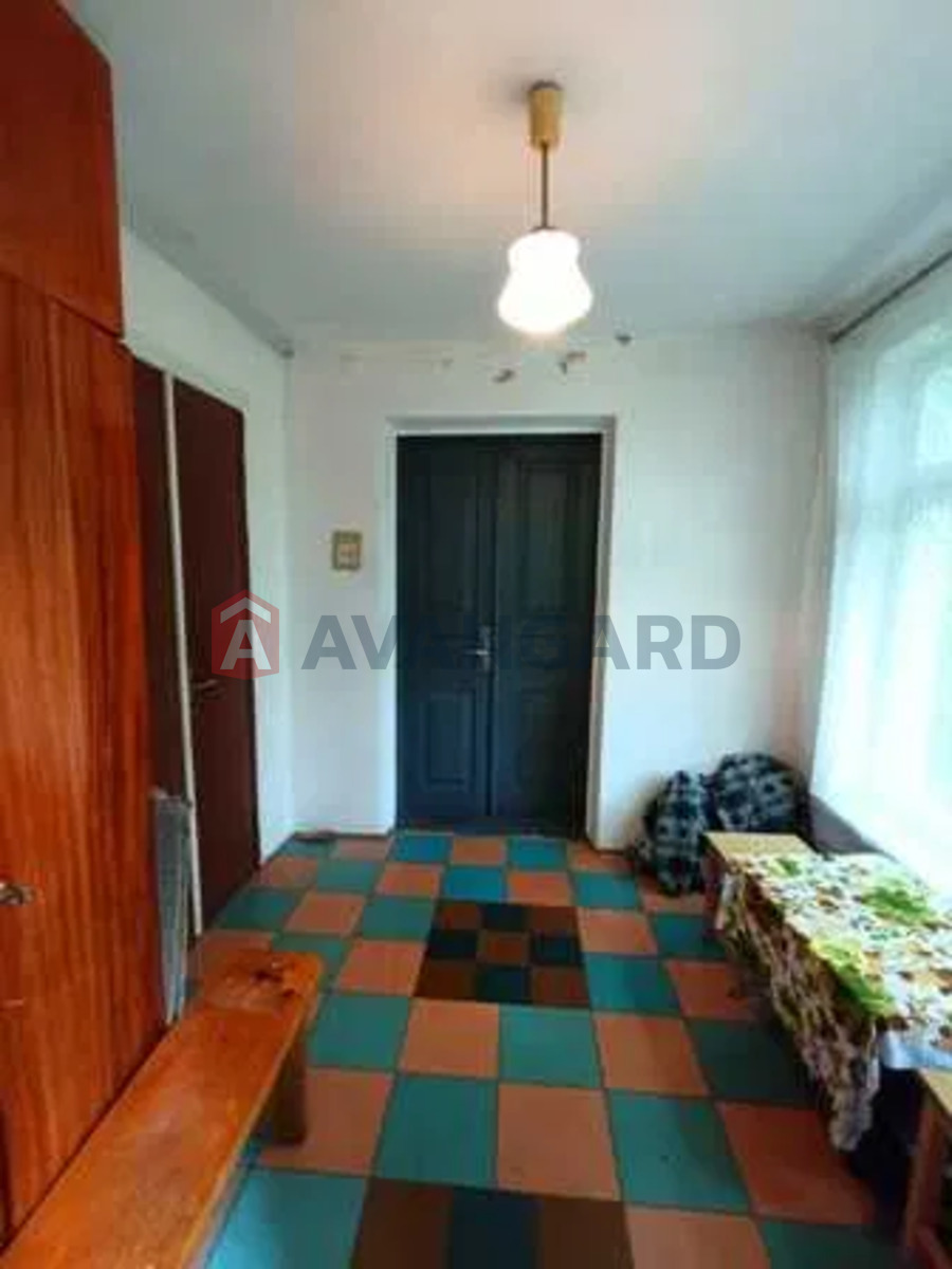 �������, 164 ��.�. ���� 8