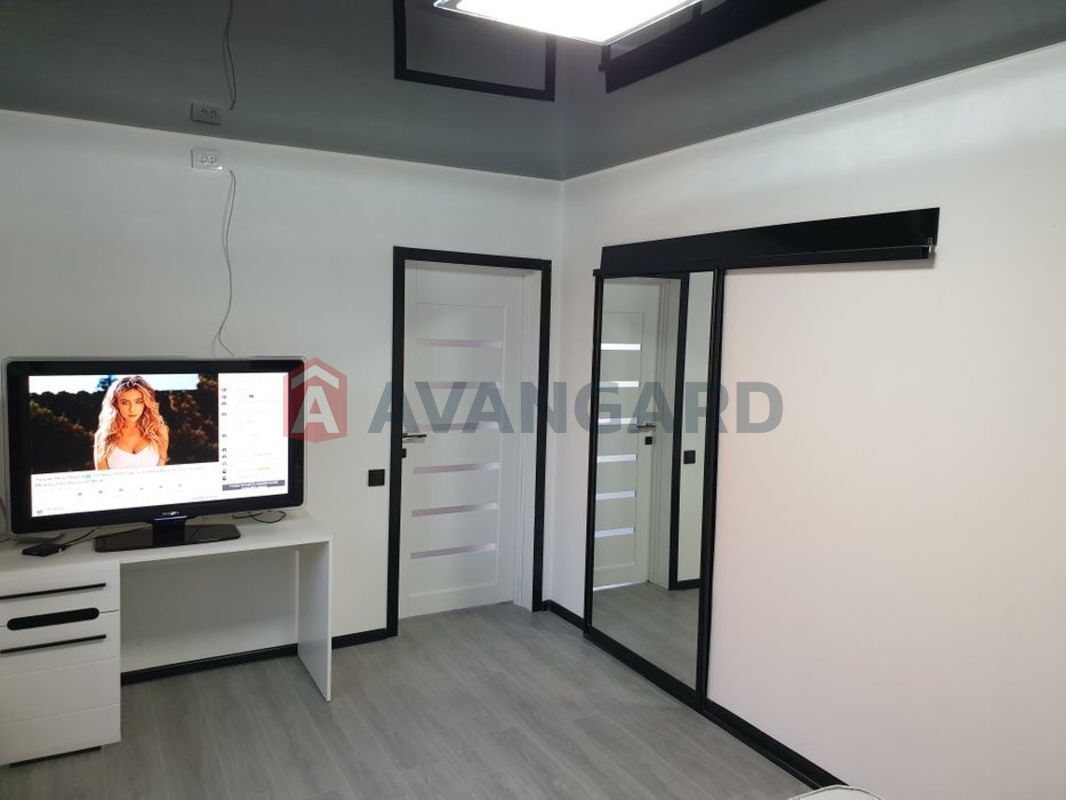 �������, 130 ��.�. ���� 9