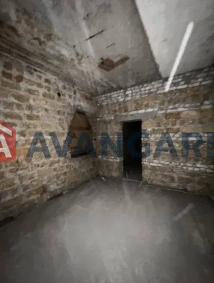 �������, 186 ��.�. ���� 3