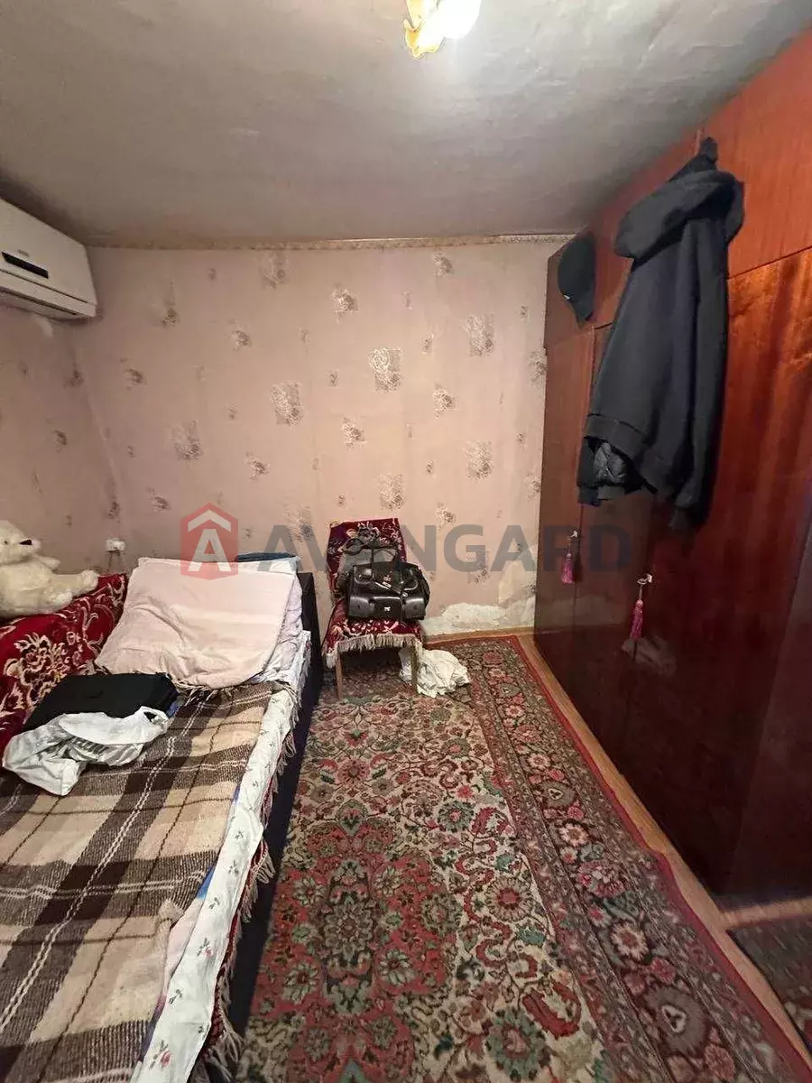 ������� �������, 50 ��.�. ���� 6