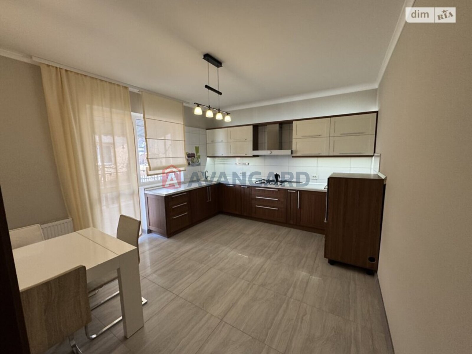 ���, 205 ��.�. ���� 3