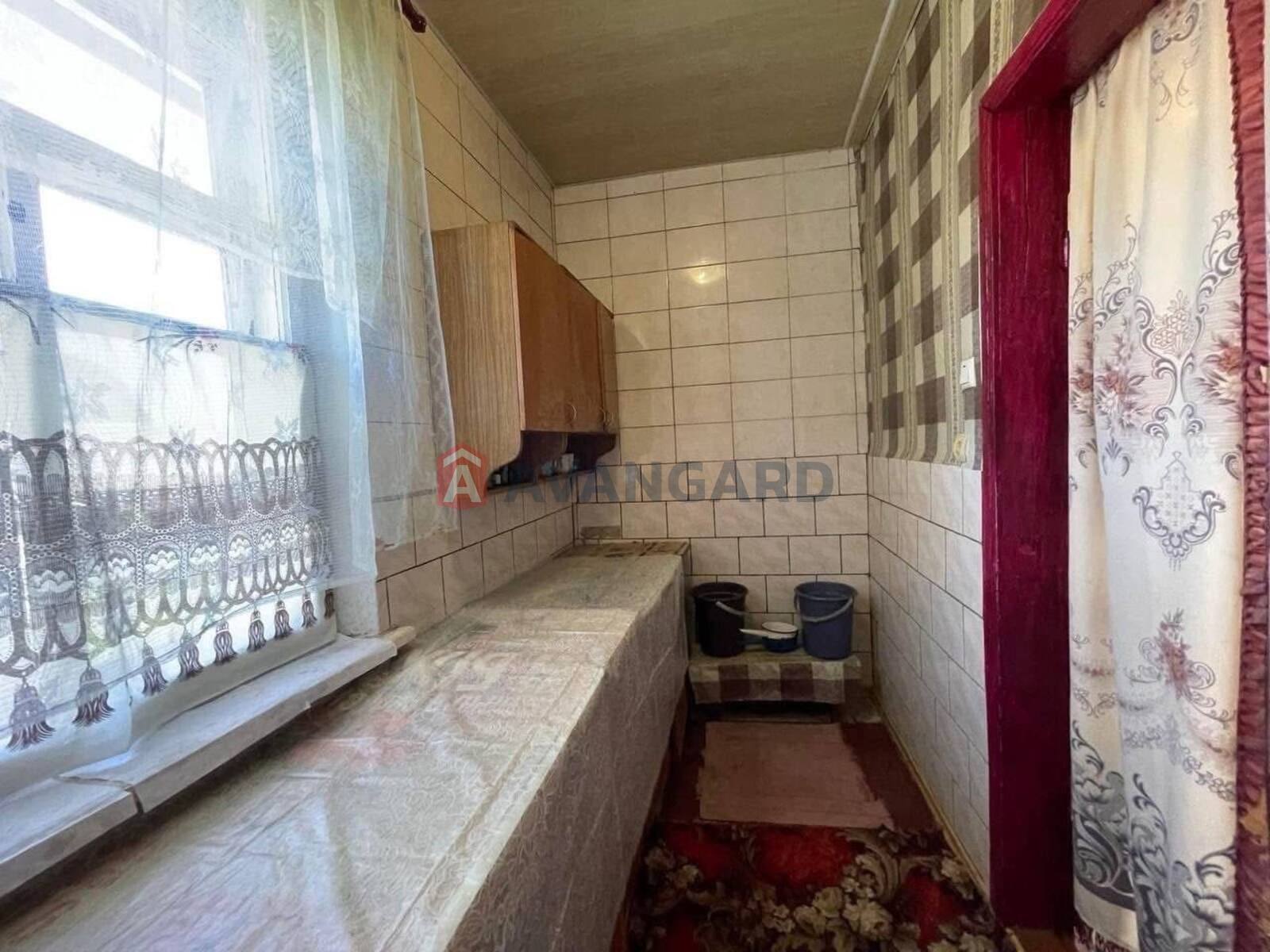 �������, 85 ��.�. ���� 9