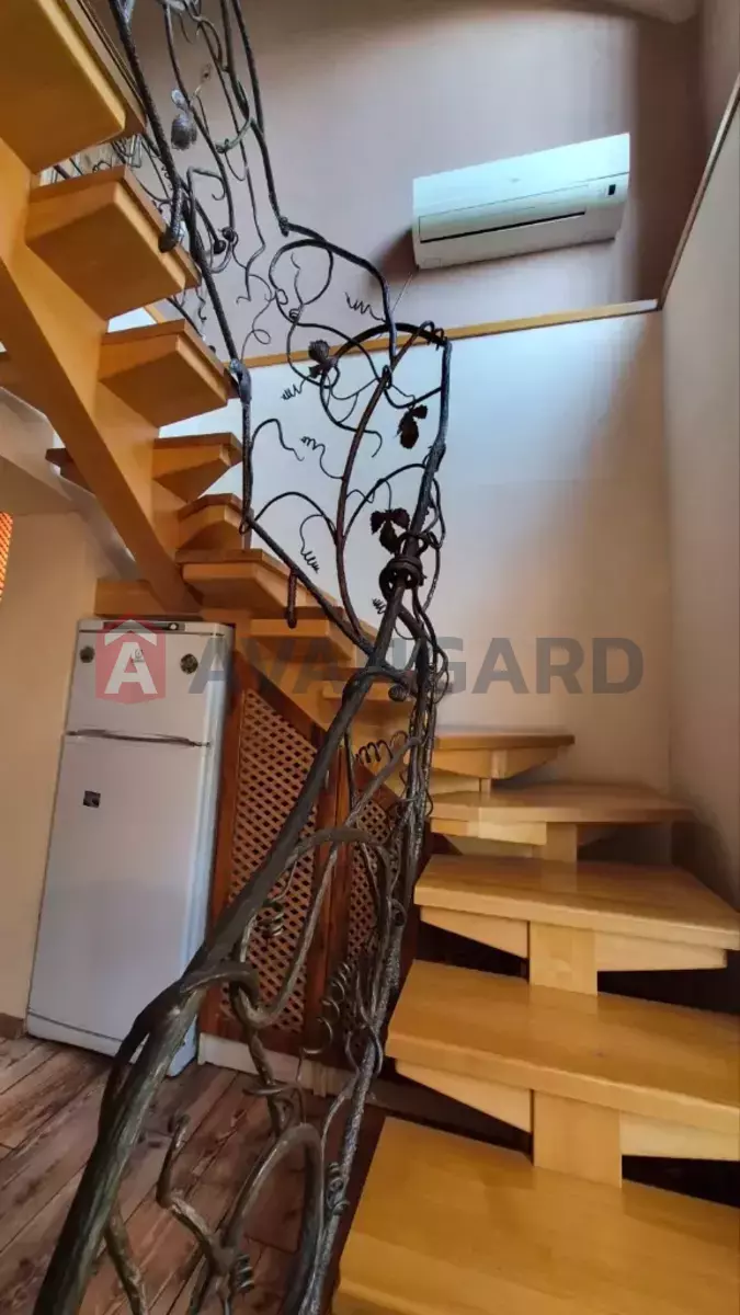 ����, 150 ��.�. ���� 7