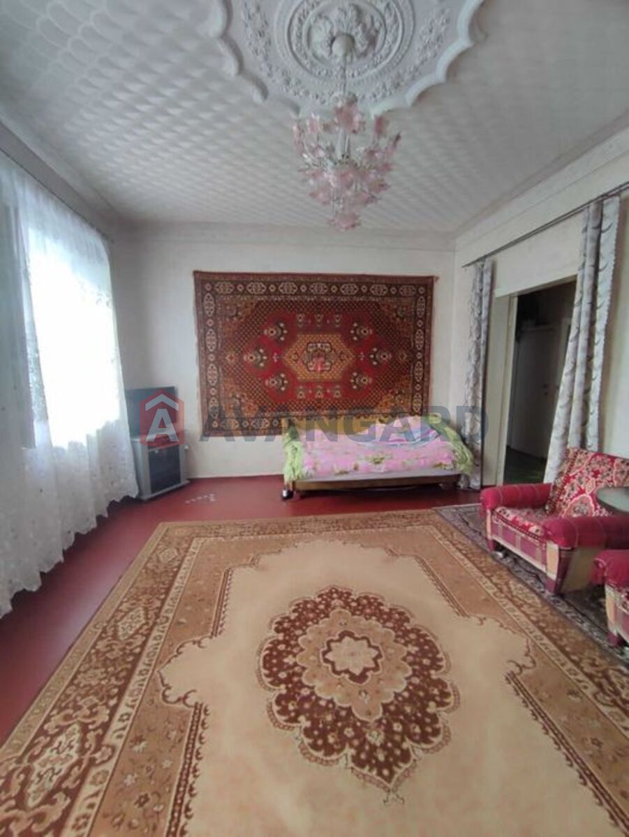 �������, 137 ��.�. ���� 10