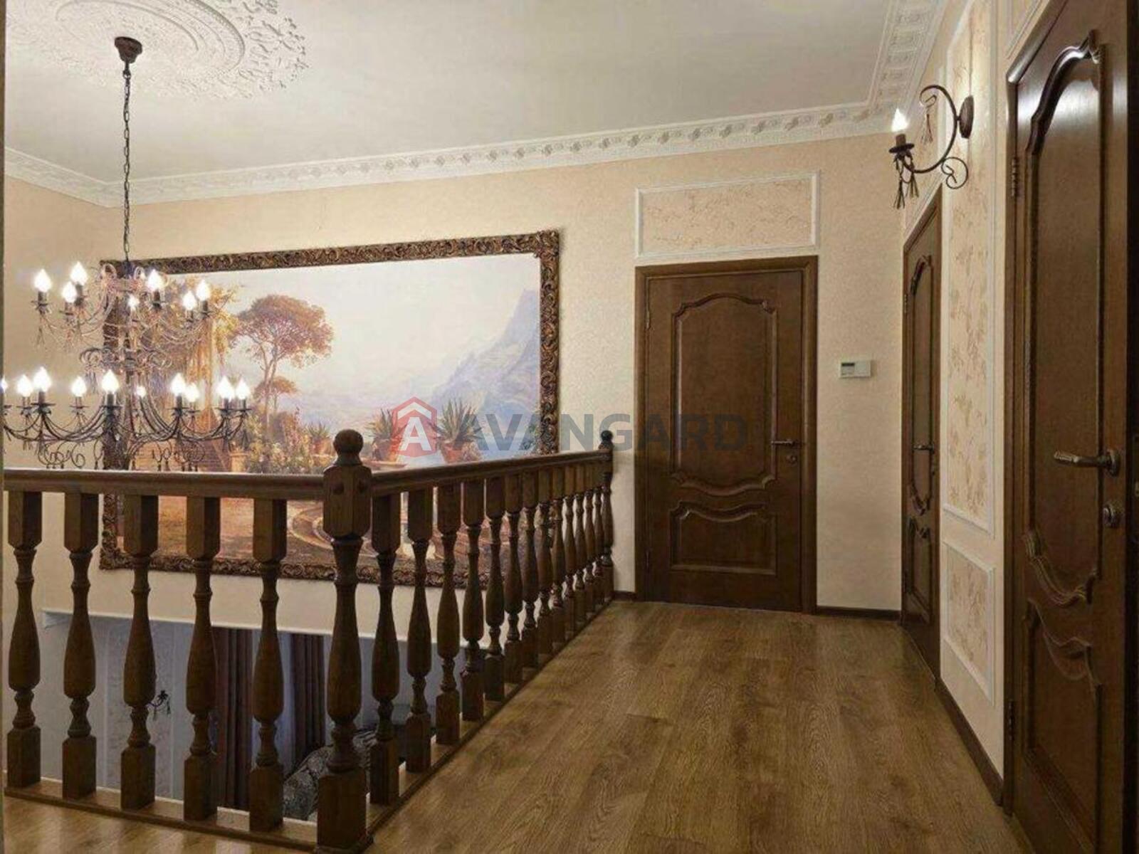 �������, 306 ��.�. ���� 9