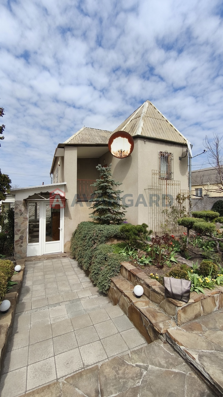 �������, 160 ��.�. ���� 26