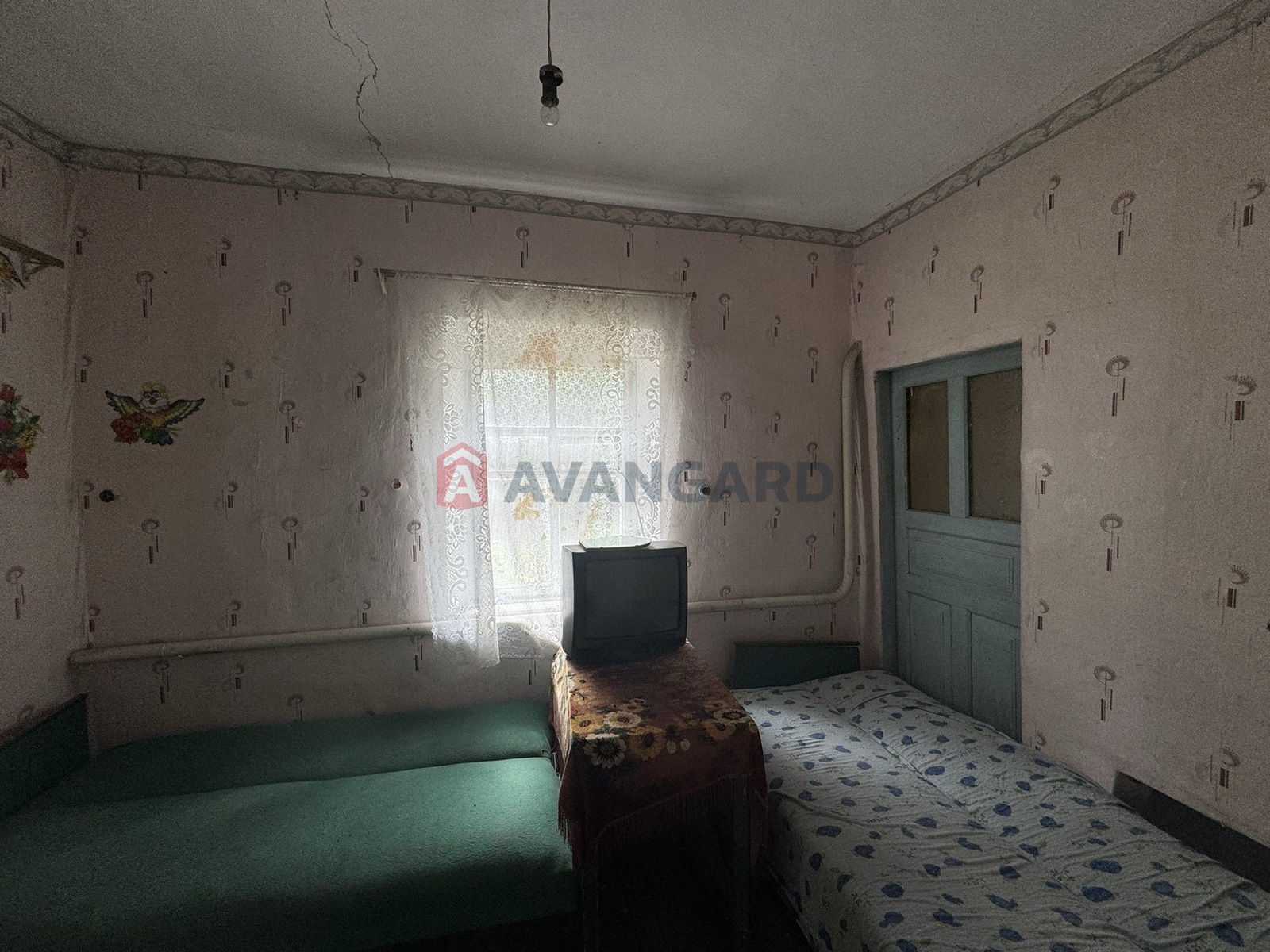 �������, 65 ��.�. ���� 9