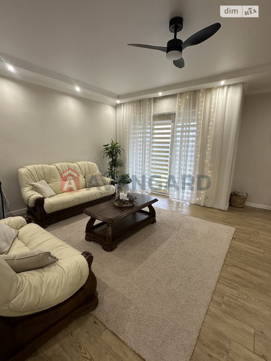 �������, 220 ��.�. ���� 25