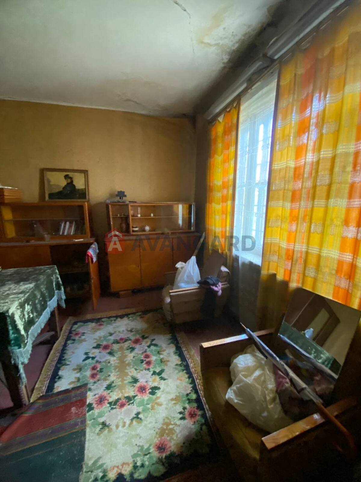 ������� �������, 40 ��.�. ���� 9