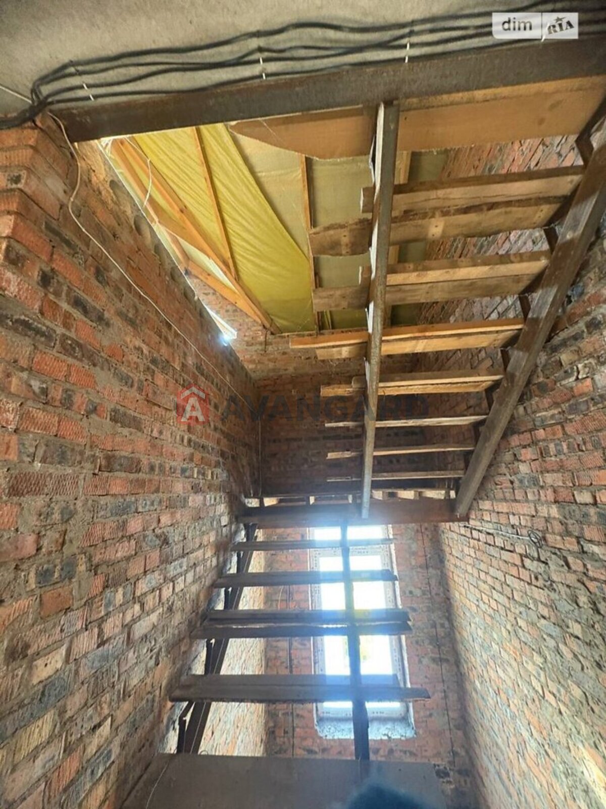 ��������, 135 ��.�. ���� 6