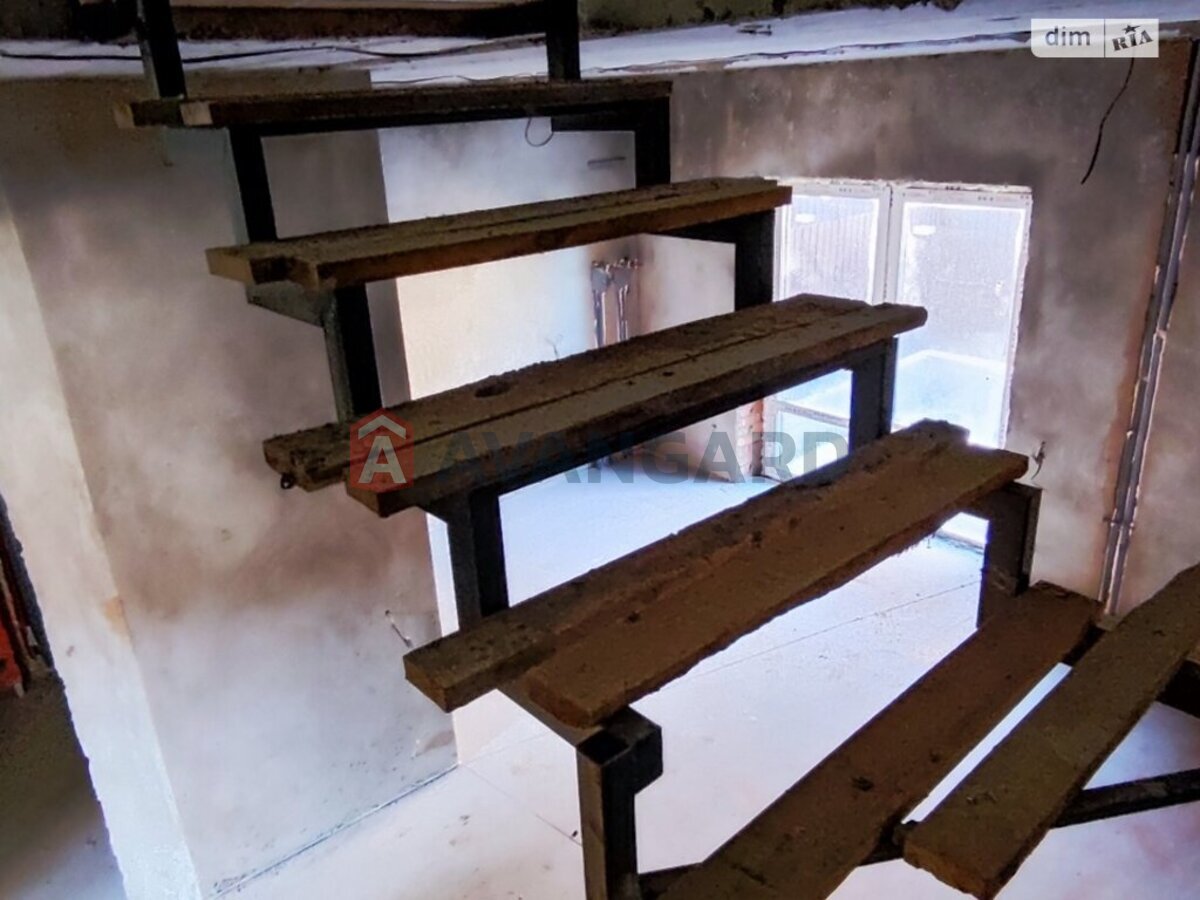 ��������, 90 ��.�. ���� 10