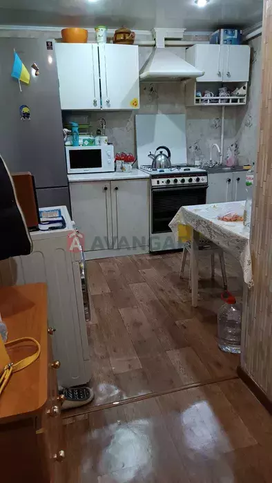 , 100 ..  4