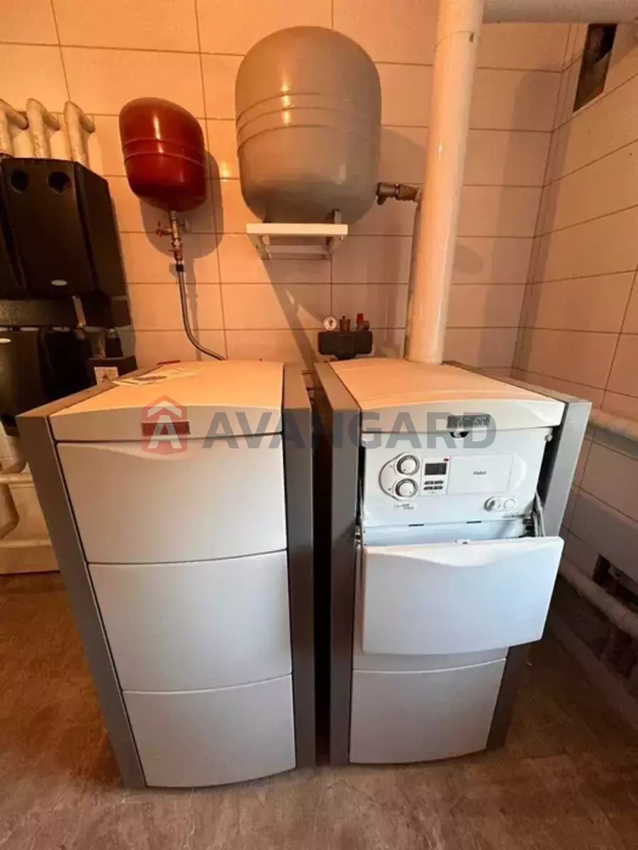 , 370 ..  21