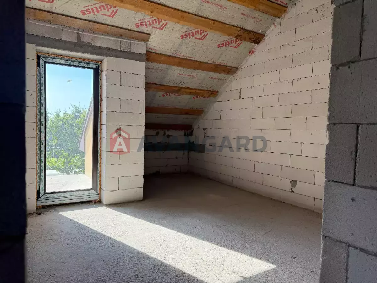 �������, 175 ��.�. ���� 12