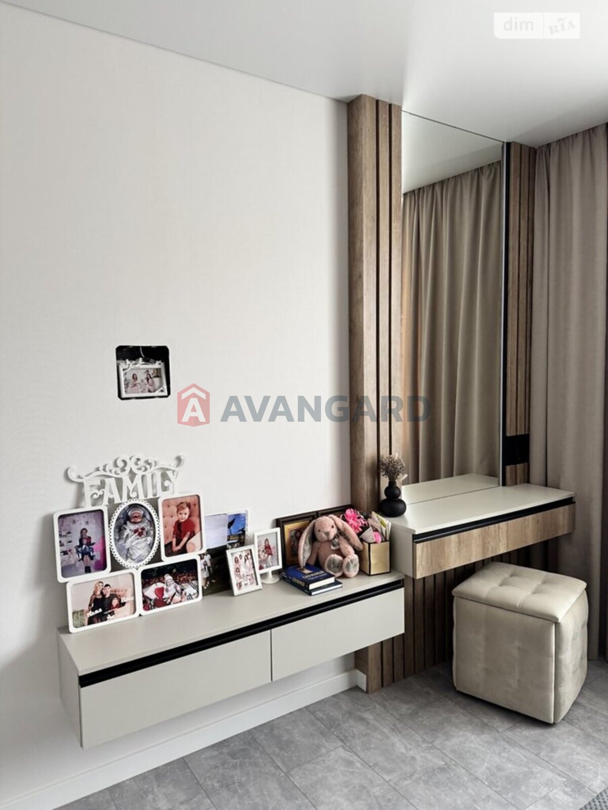 ���, 115 ��.�. ���� 14