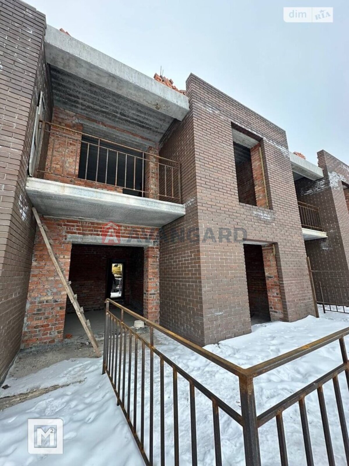 �������, 115 ��.�. ���� 3