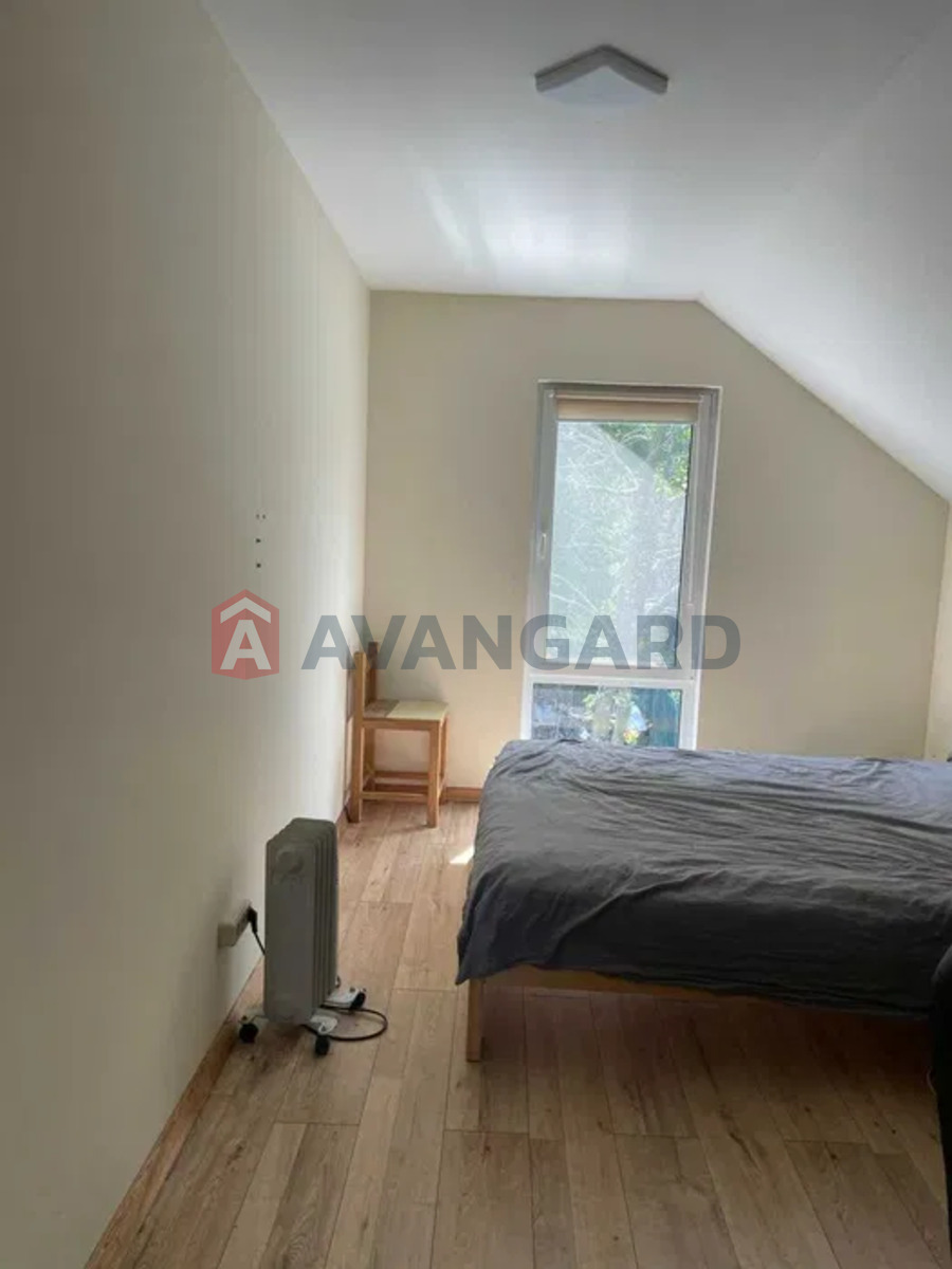 �������, 82 ��.�. ���� 10