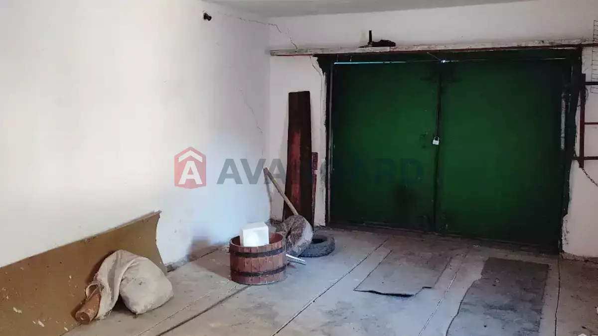 , 40 ..  14