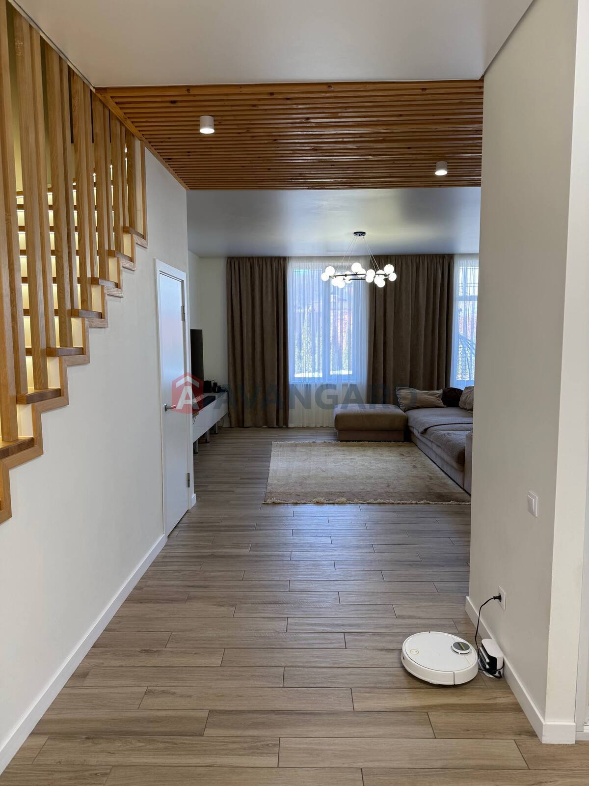 ��������, 170 ��.�. ���� 8