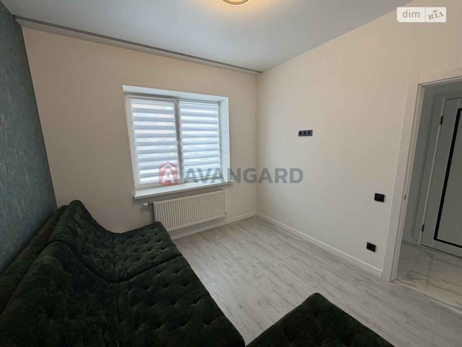 ��������, 90 ��.�. ���� 8