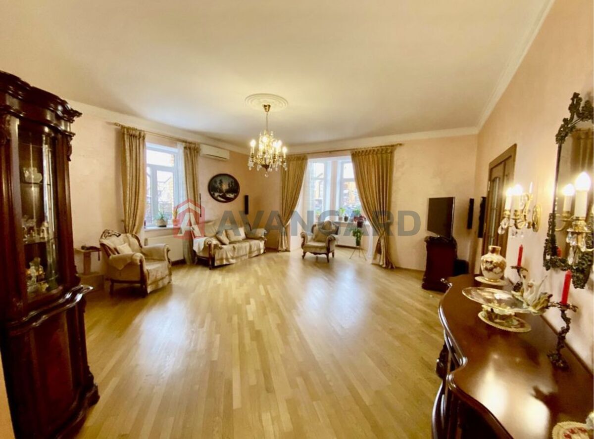 �������, 419 ��.�. ���� 9