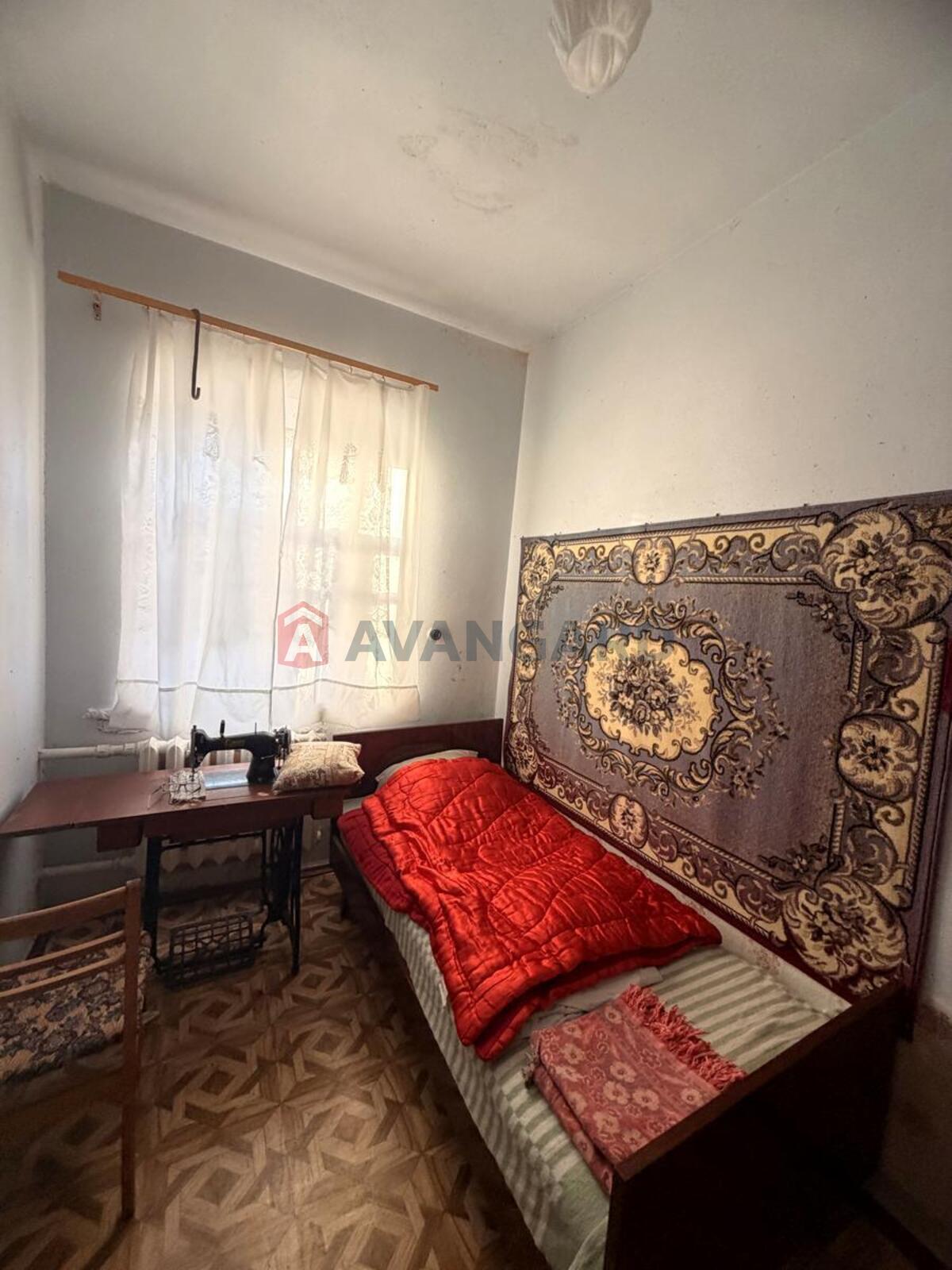 �������, 75 ��.�. ���� 6