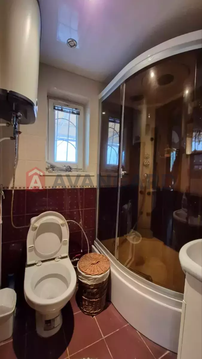 ����, 150 ��.�. ���� 10