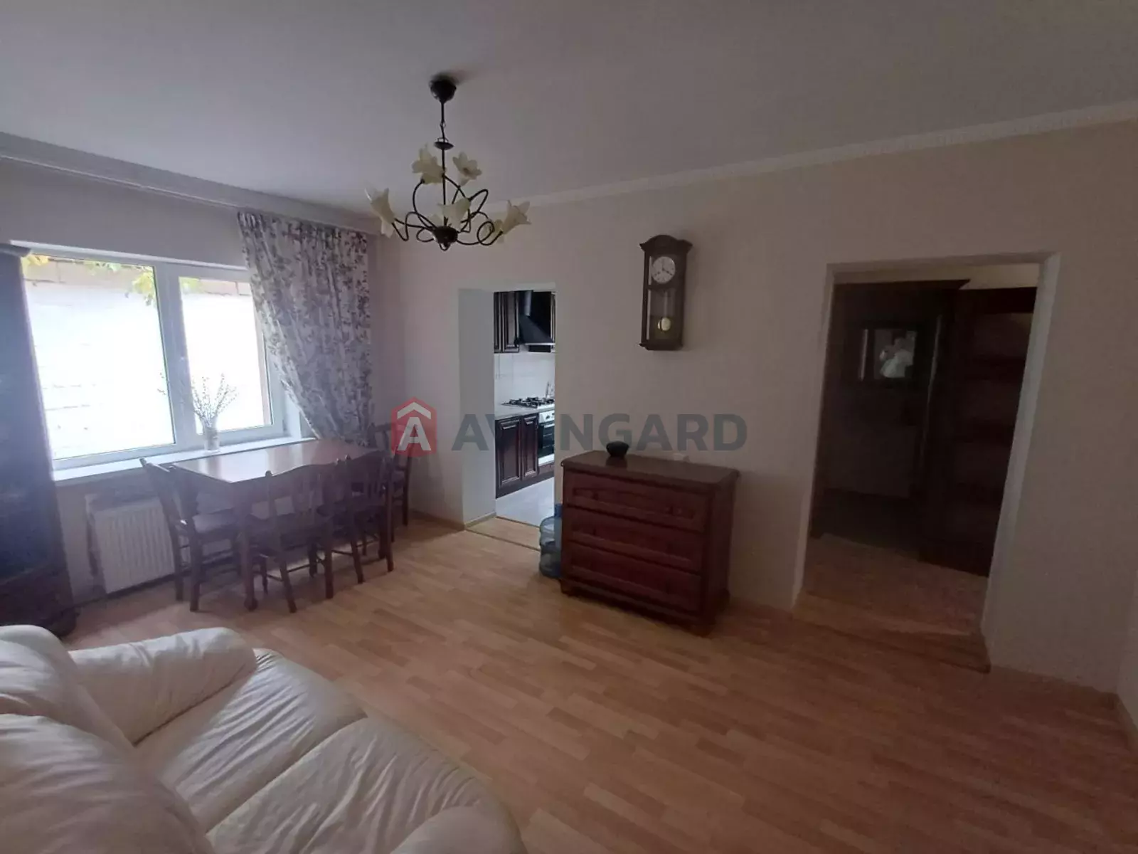 �������, 120 ��.�. ���� 7