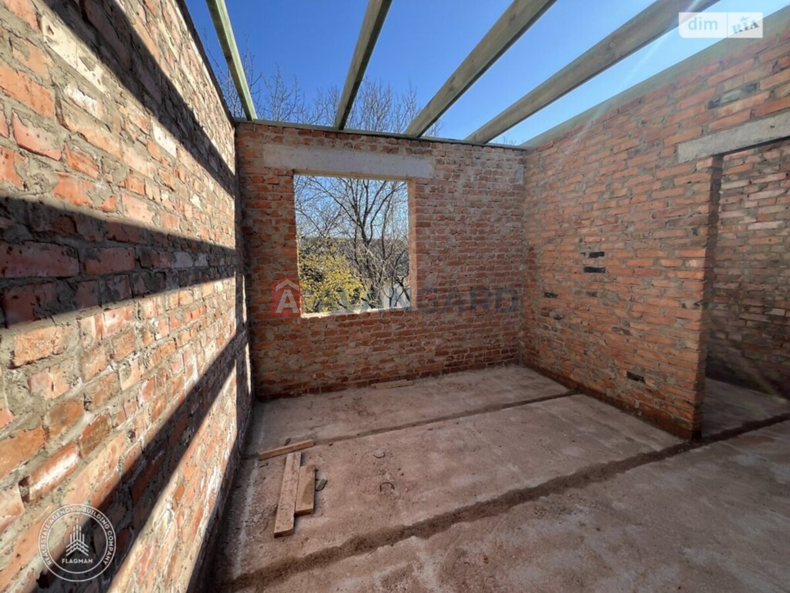 ��������, 93 ��.�. ���� 8